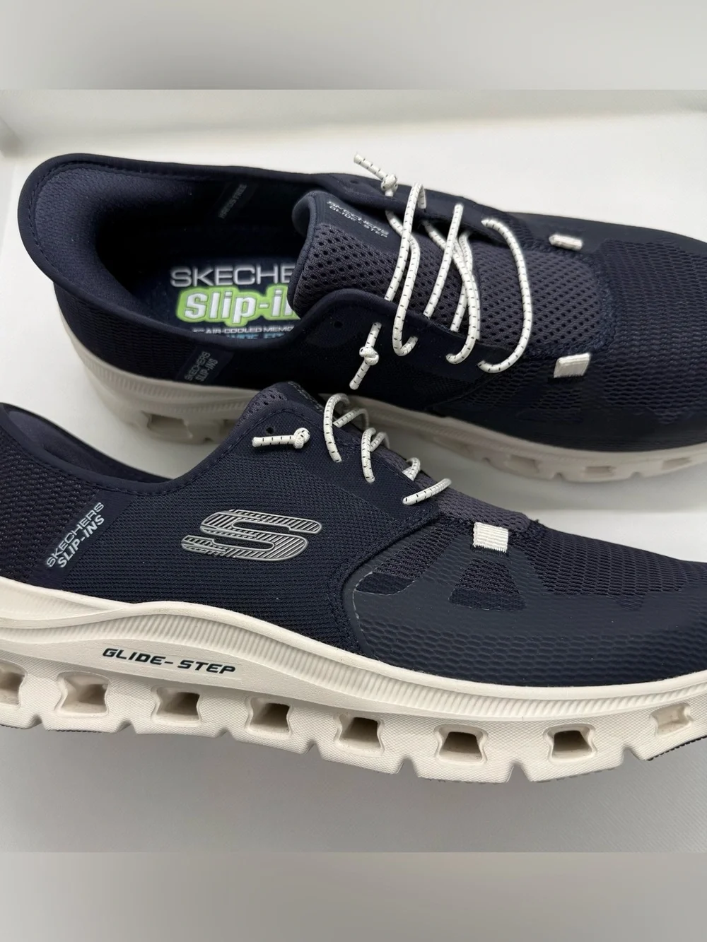 Skechers Men’s Glide-Step Slip-In Sneakers - Navy & White